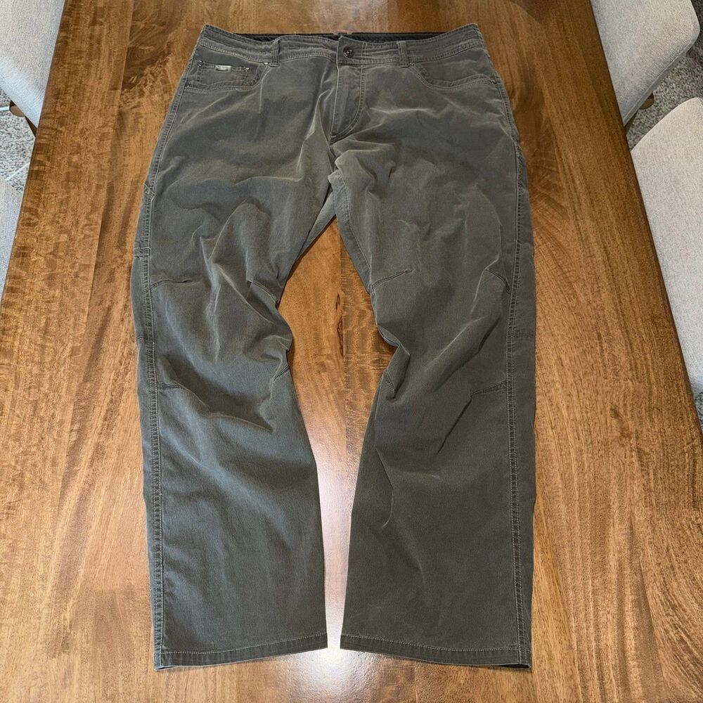 KUHL Men’s Revolvr Hiking Pants Dark Green Size 40x32 Outdoor Comfort